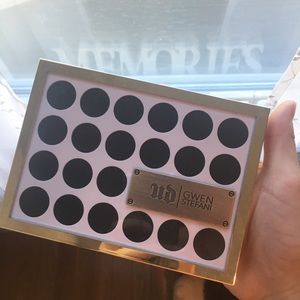 Urban Decay Gwen Stefani Palette