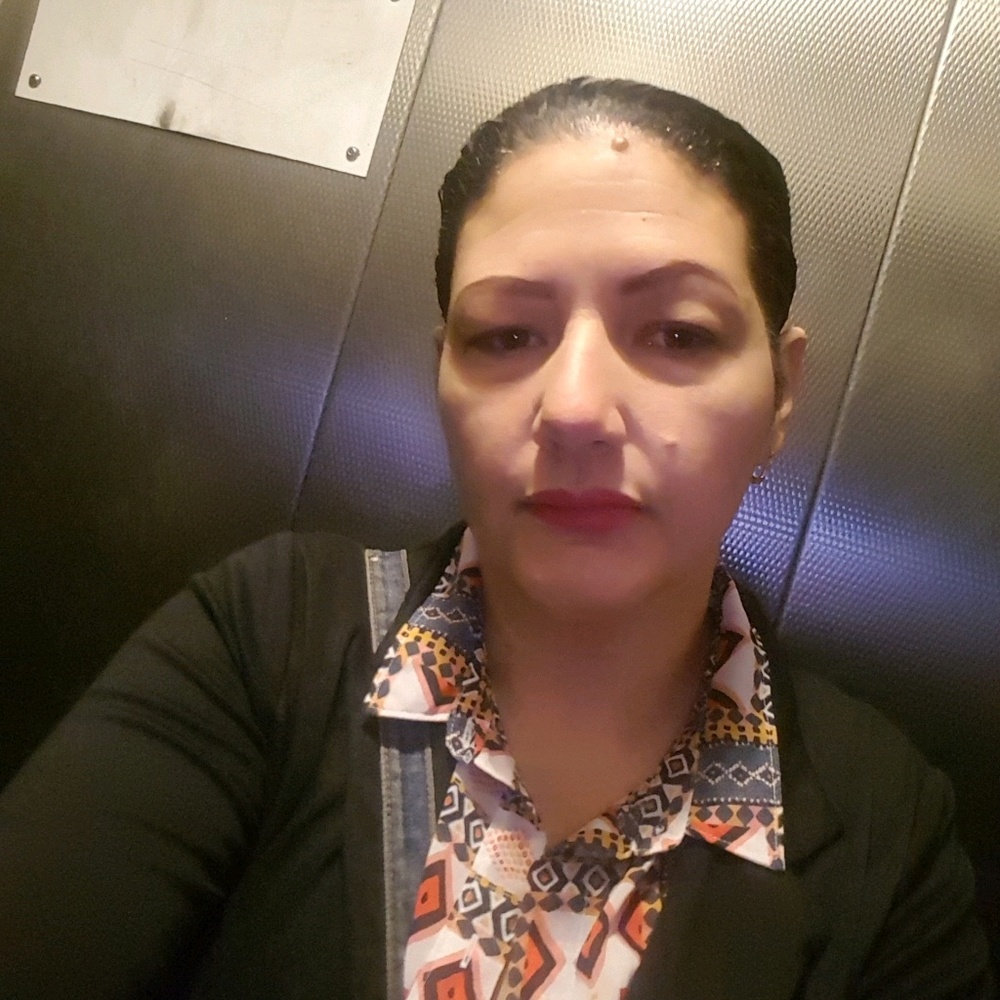 Meet your Posher, Xiomara