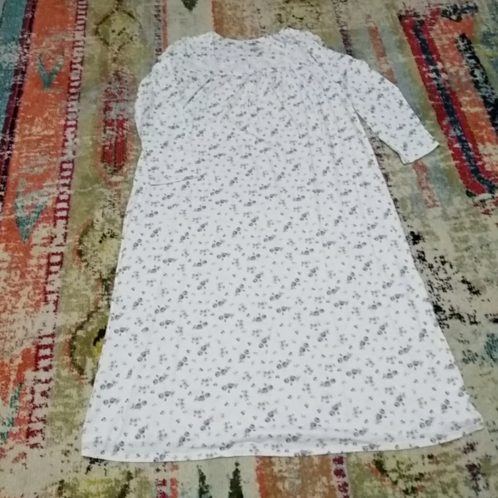 2 Croft & Barrow Intimates