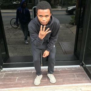 Meet your Posher, Shmilly