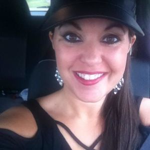 Meet your Posher, Lori