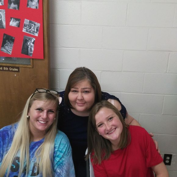 Meet your Posher, Lisa - Picture 1 of 1