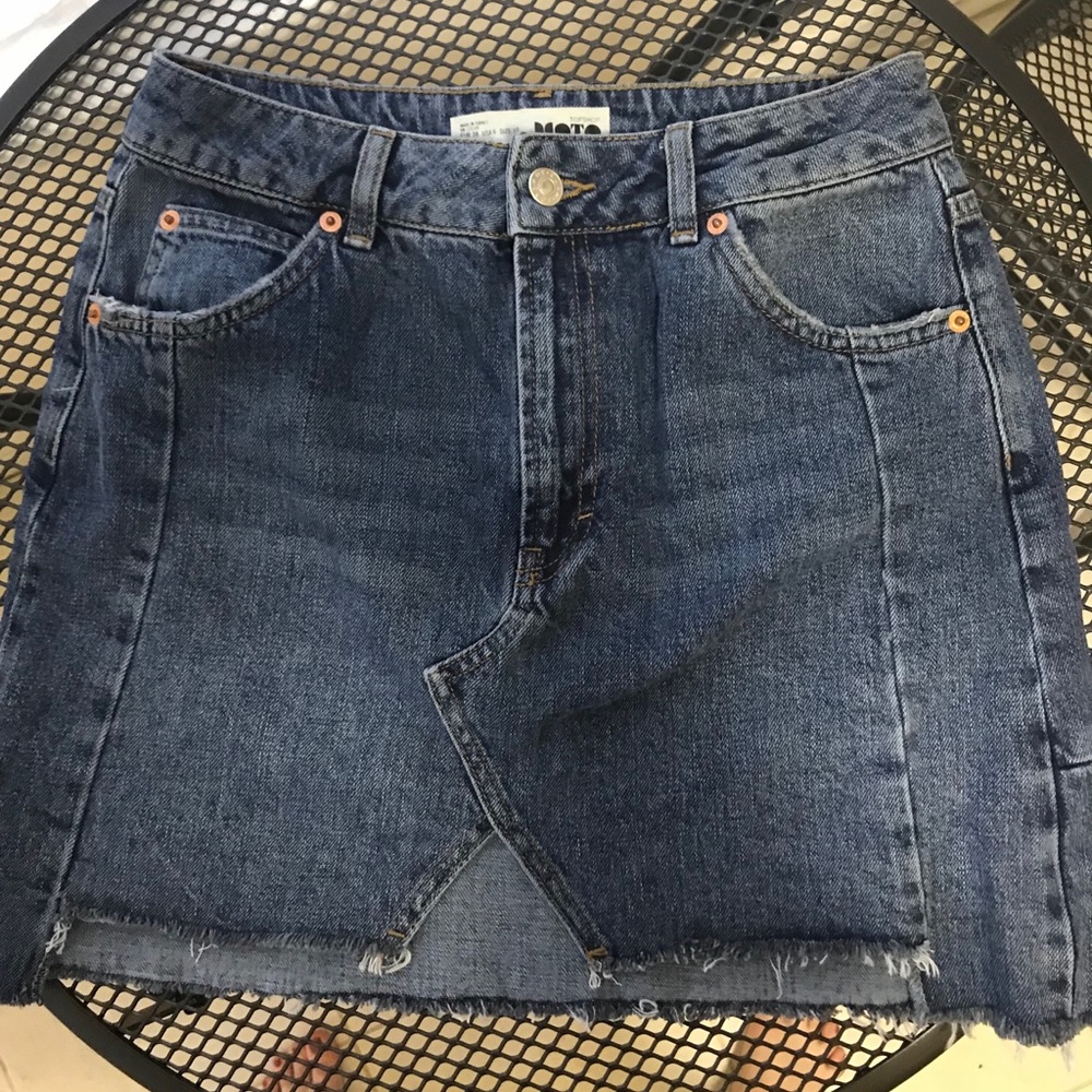 TOPSHOP MEDIUM WASH DENIM SKIRT