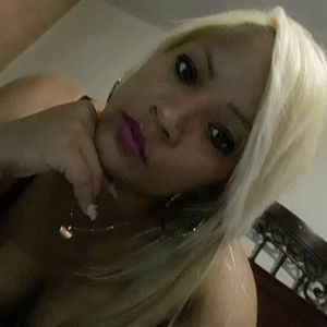 Meet your Posher, Noemi