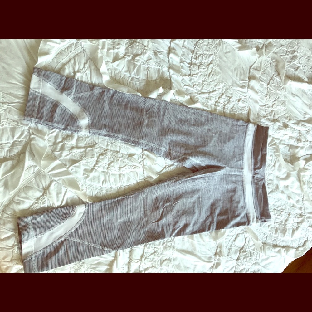 Lululemon crop leggings
