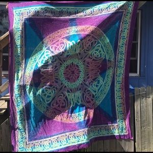 HUGE GORGEOUS PURPLE BLUE TAPESTRY