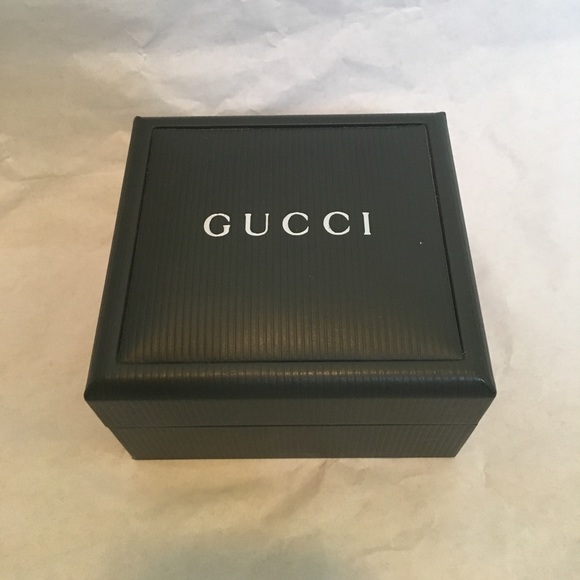 Gucci Bracelet Watch - Picture 2 of 5