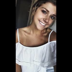 Meet your Posher, Lexi