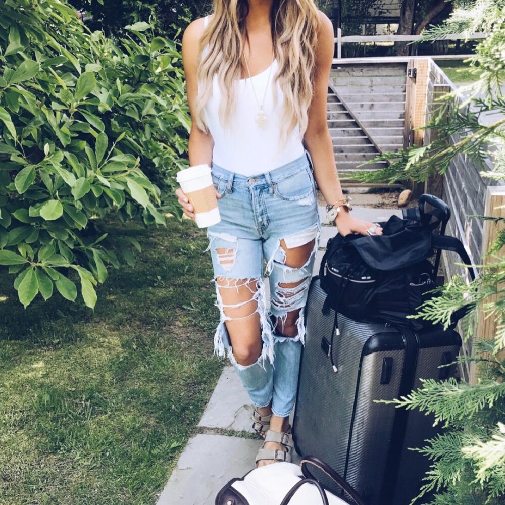 American Eagle Tomgirl jean