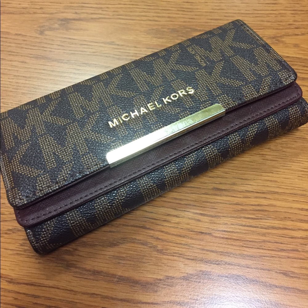 Michael Korz wallet ✨