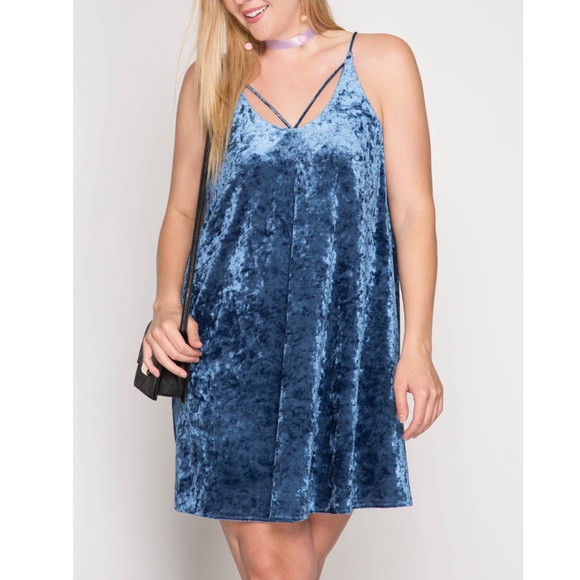 BLUE CRUSHED VELVET DRESS - Picture 2 of 5