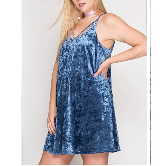BLUE CRUSHED VELVET DRESS - Picture 3 of 5