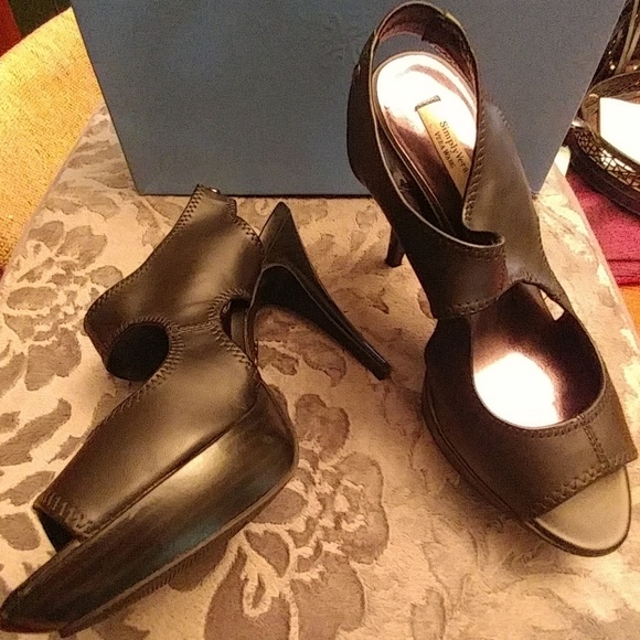 Simply Vera Vera Wang Shoes - ⭐SALE⭐Simply Vera Wang Heels👠