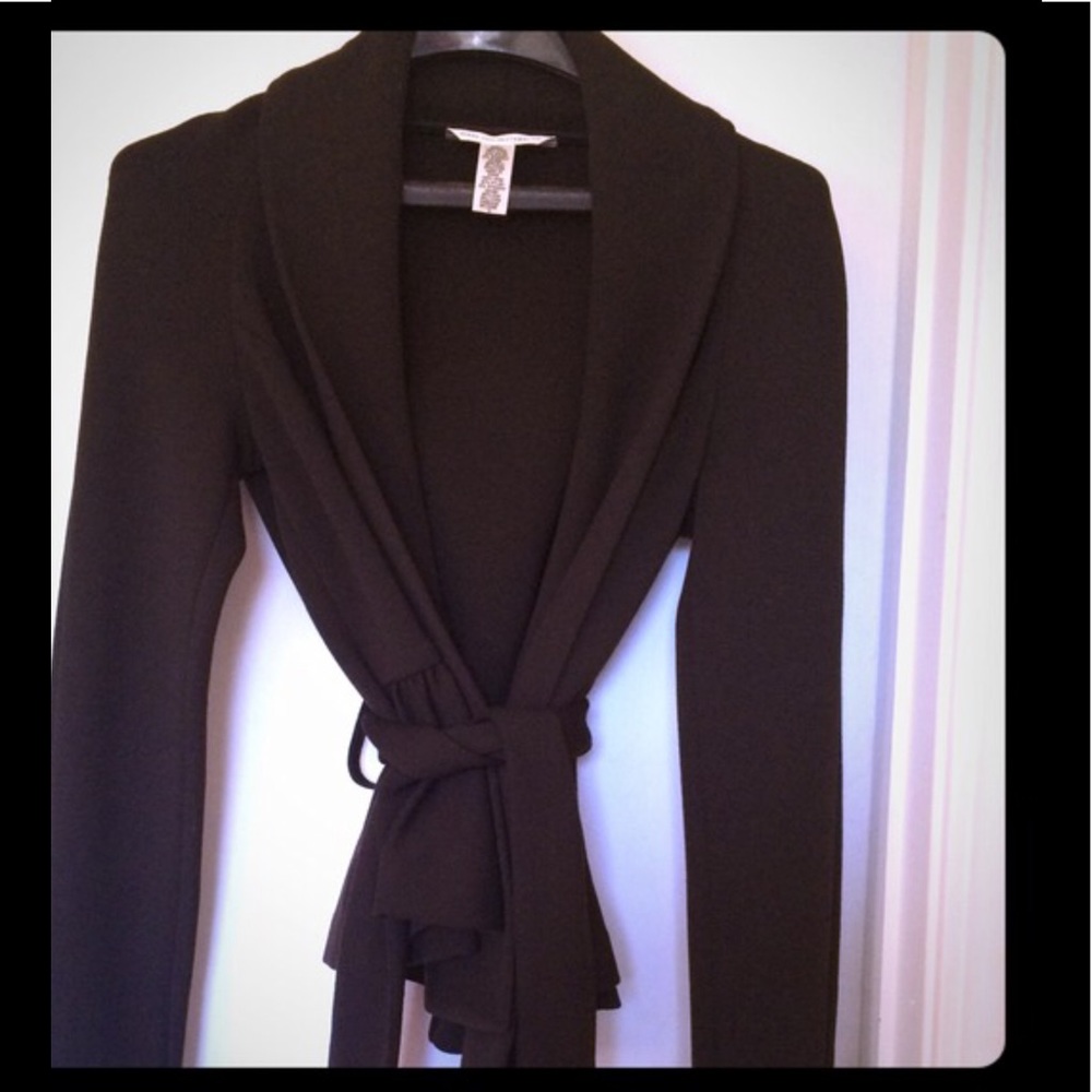 Diane vonFurstenburg Belted Wrap