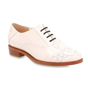 Women's Taylor Beauty Lace Up Patent Leather Shoe