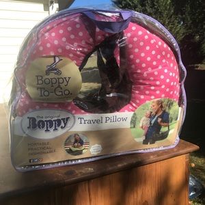 Travel Boppy Pillow- Olivia Dot