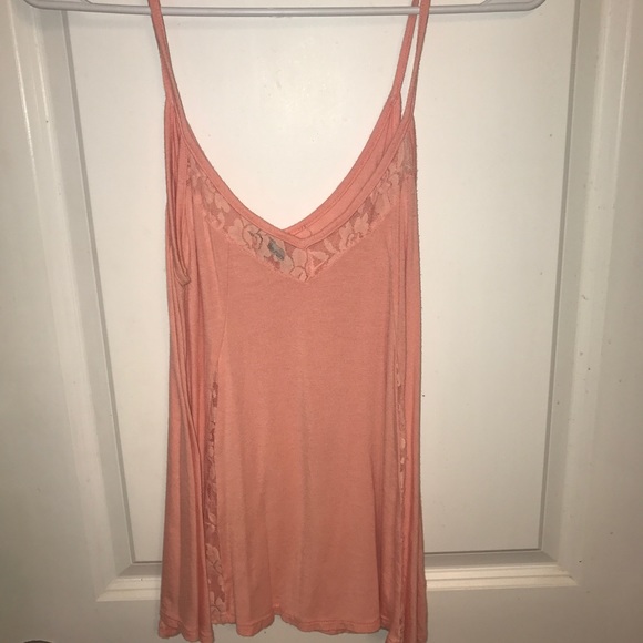 Pale pink tank - Picture 1 of 1