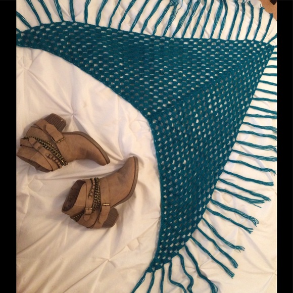 🍁Fall Trendy Blue Triangle Crochet Scarf Handmade - Picture 6 of 6