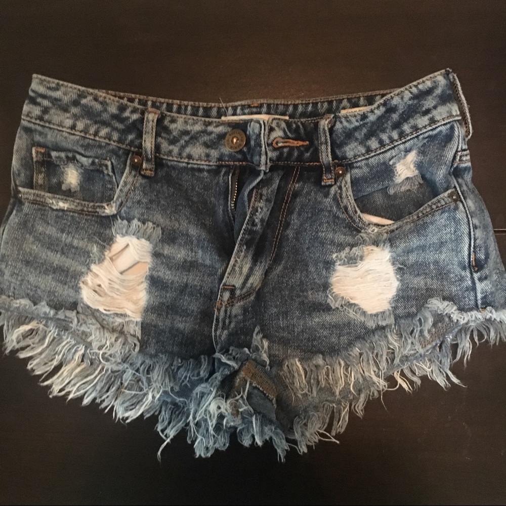 Bullhead High Rise/High Waisted Denim Shorts