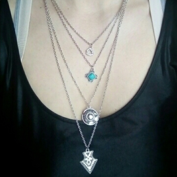 Boho MultiLayer Necklace - Picture 3 of 4