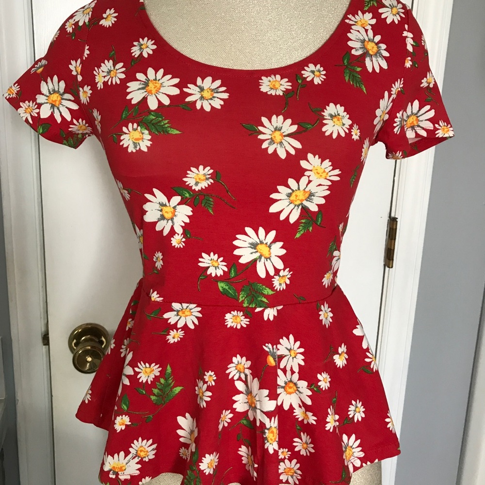 F21 floral, peplum top with ❤️ cutout