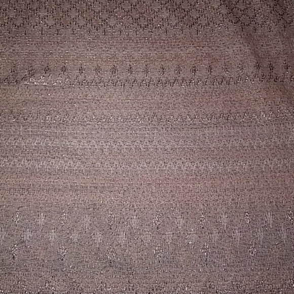 American Eagle Top - Picture 5 of 5