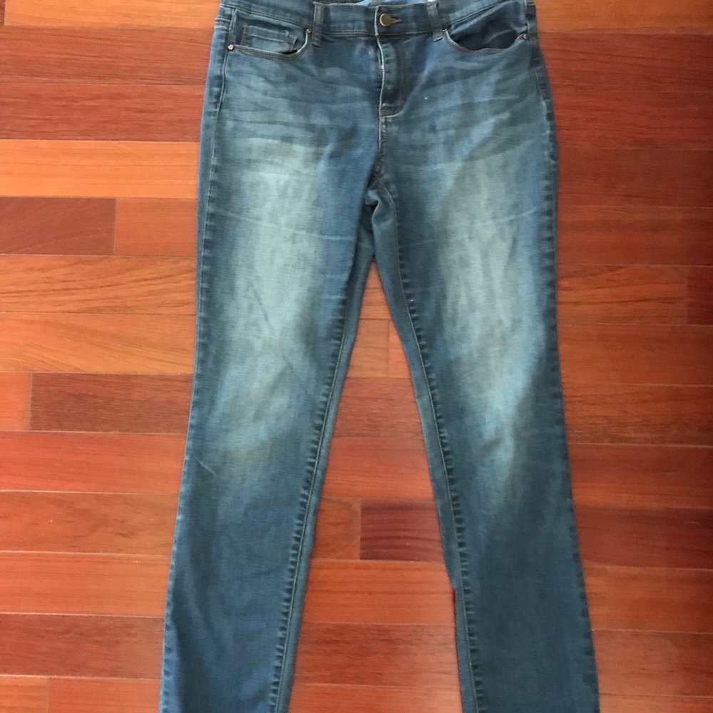 DKNY Jeans