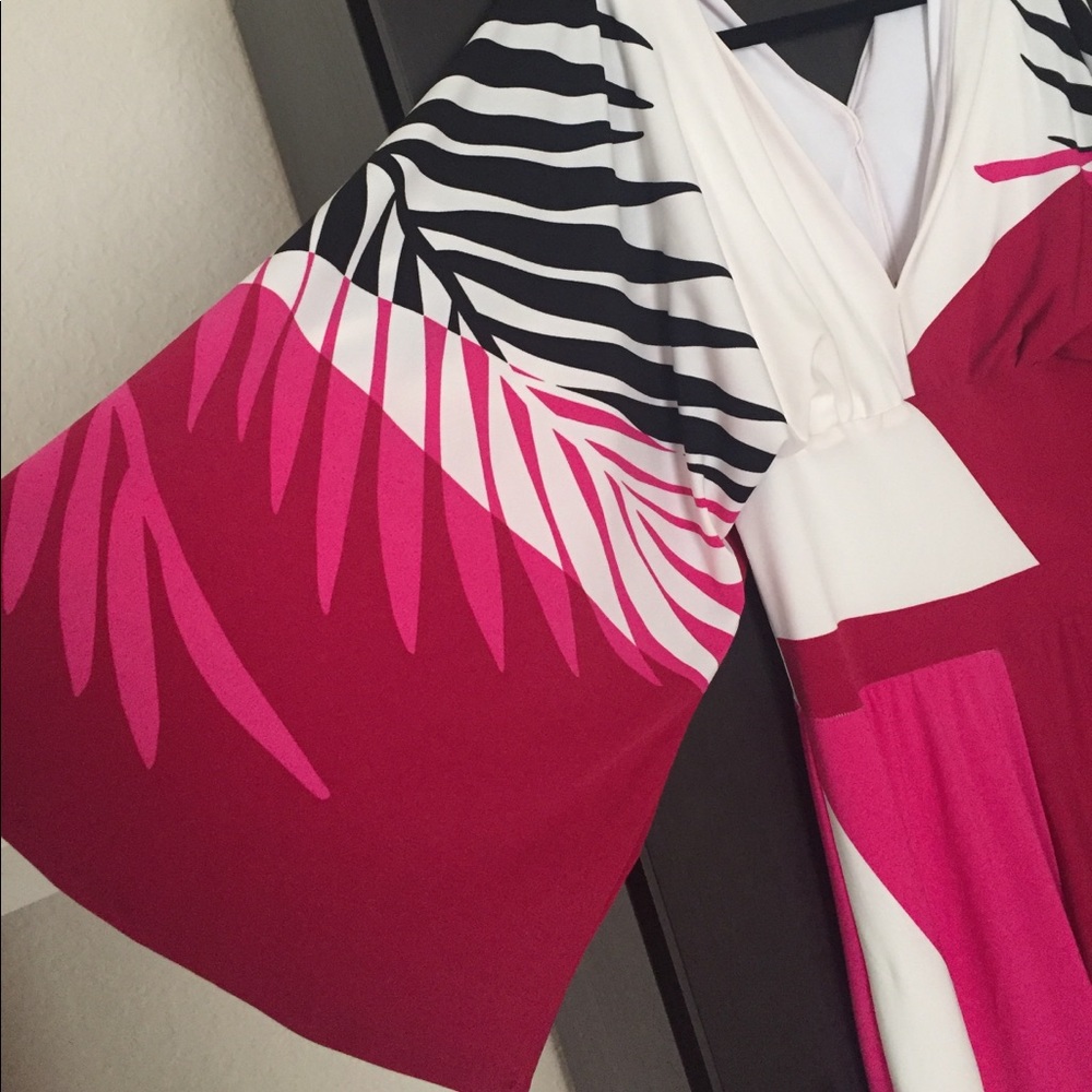 Jumpsuit. - Picture 3 of 4