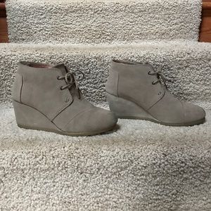 Toms Wedges