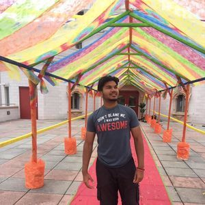 Meet your Posher, Nirav