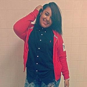 Meet your Posher, Marissa