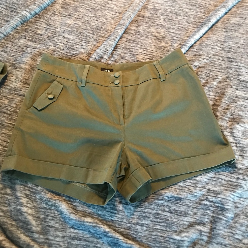 H&M Army Green shorts