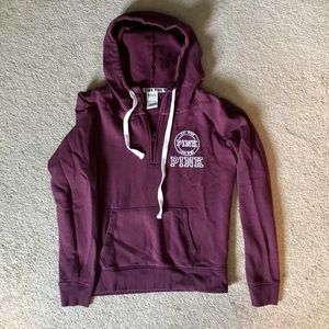 Maroon sweatshirt