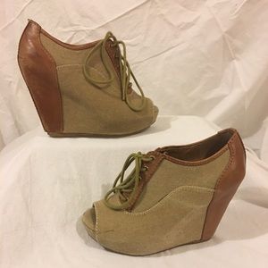 GB Gianni Bini wedges