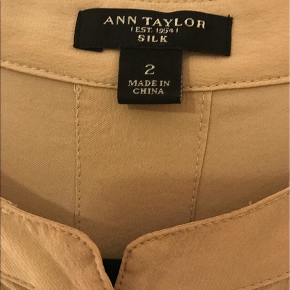 Ann Taylor 100% Silk Blouse Size 2 - Picture 3 of 4