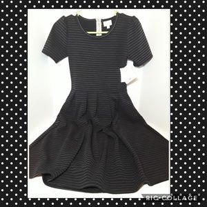 NWT XS LuLaRoe Amelia dress