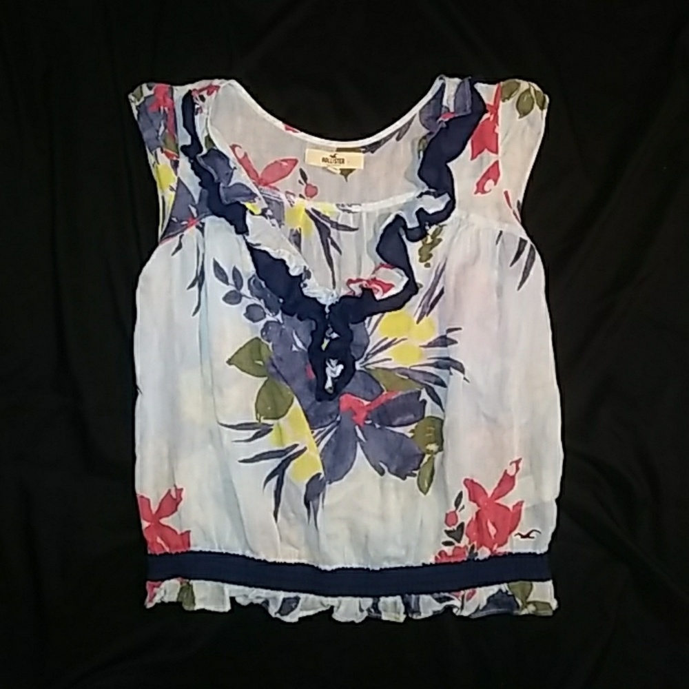 Hollister Top