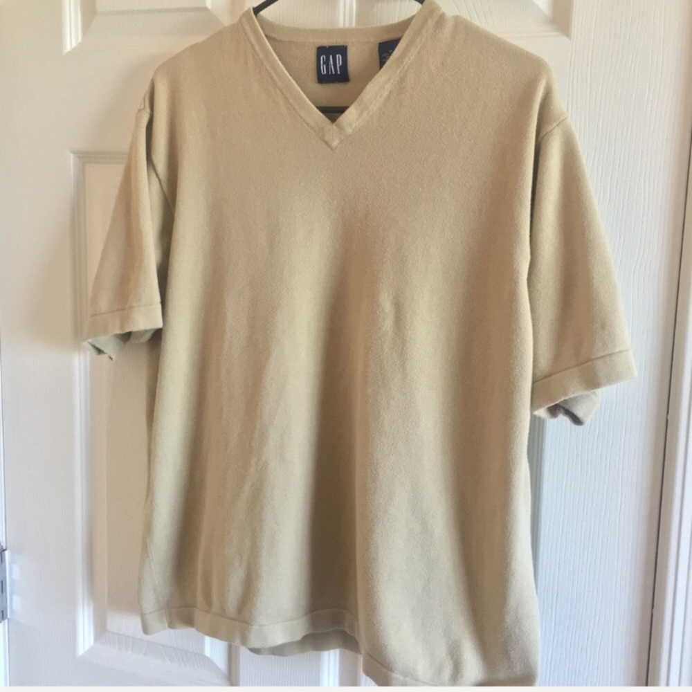 💛Vintage Cream Gap Short Sleeved Tee