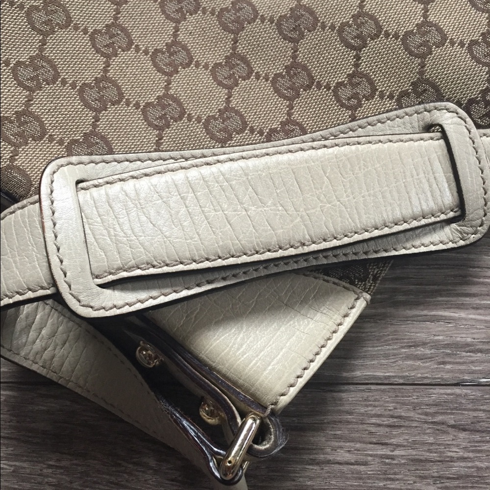 Gucci Beige GG Canvas Hasler Horsebit Hobo Bag - Picture 3 of 8