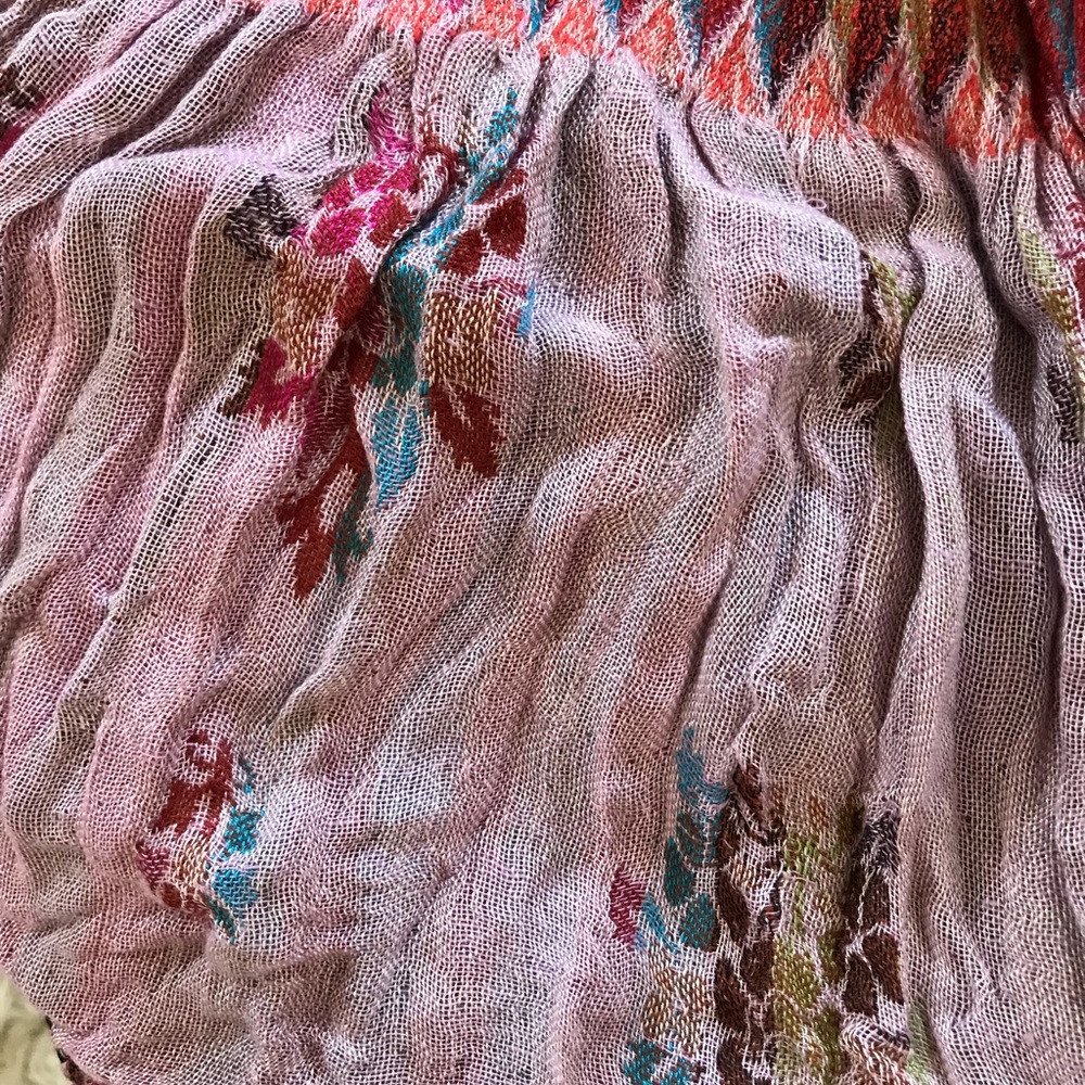 Floral scarf - Picture 2 of 4