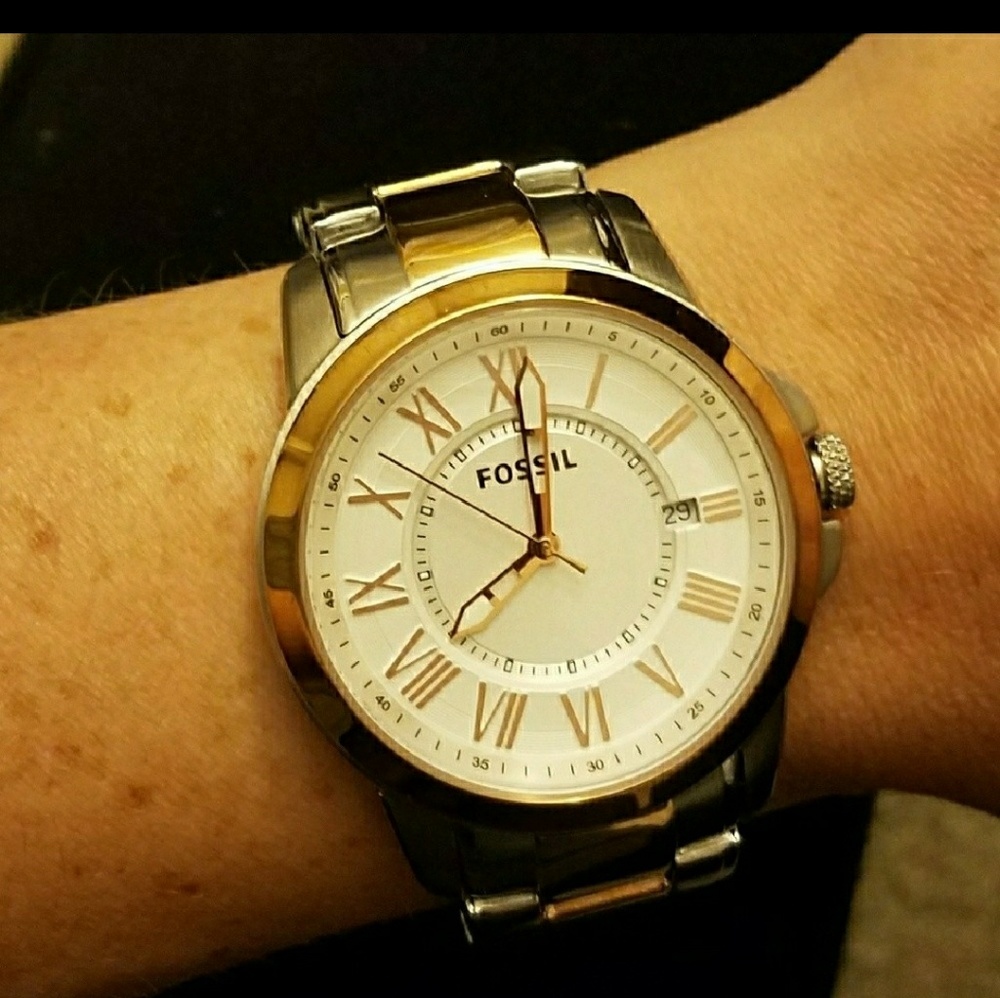 💥SALE💥Two tone fossil watch rose gold and silver