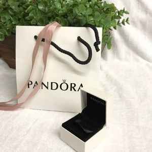 Pandora gift box