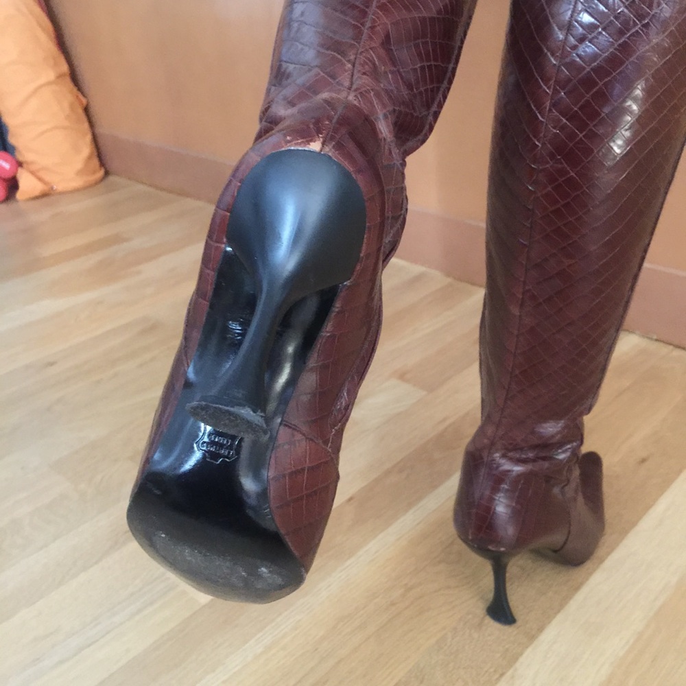 Charles Jourdan crocodile 🐊 embossed leather boots
