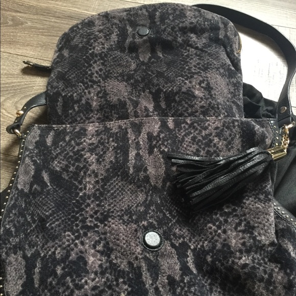 JUICY COUTURE LARGE CIARA WILD THINGS SNAKE  HOBO - Picture 3 of 8