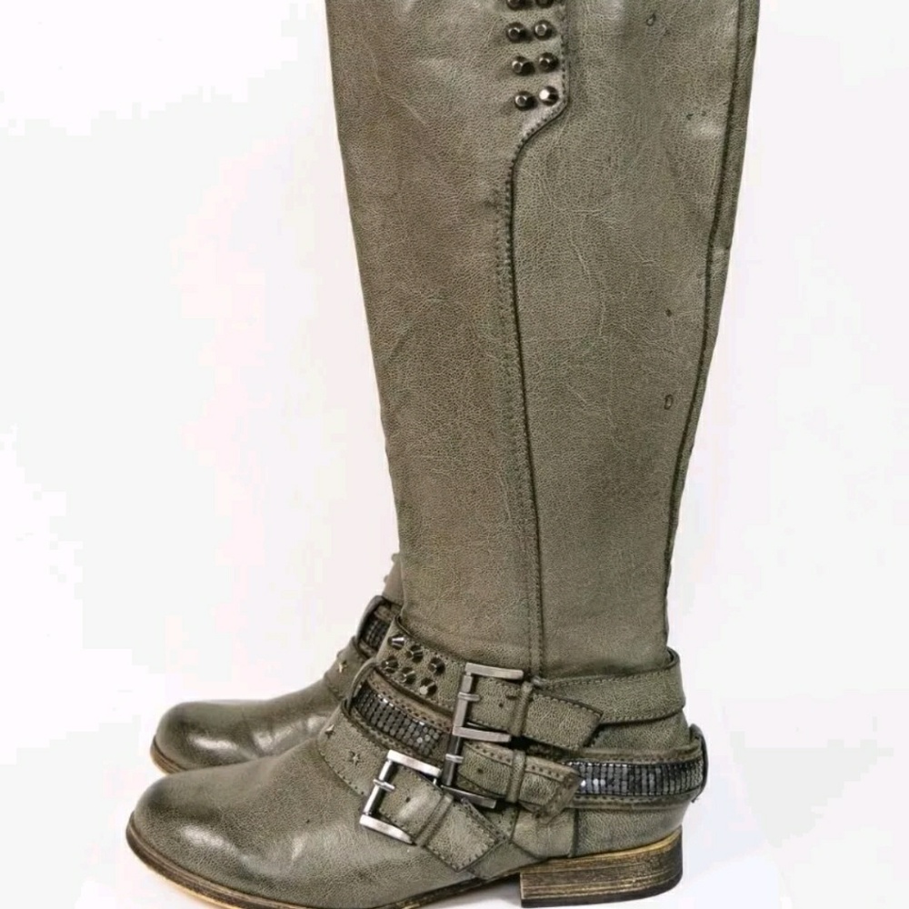 Not Rated boots