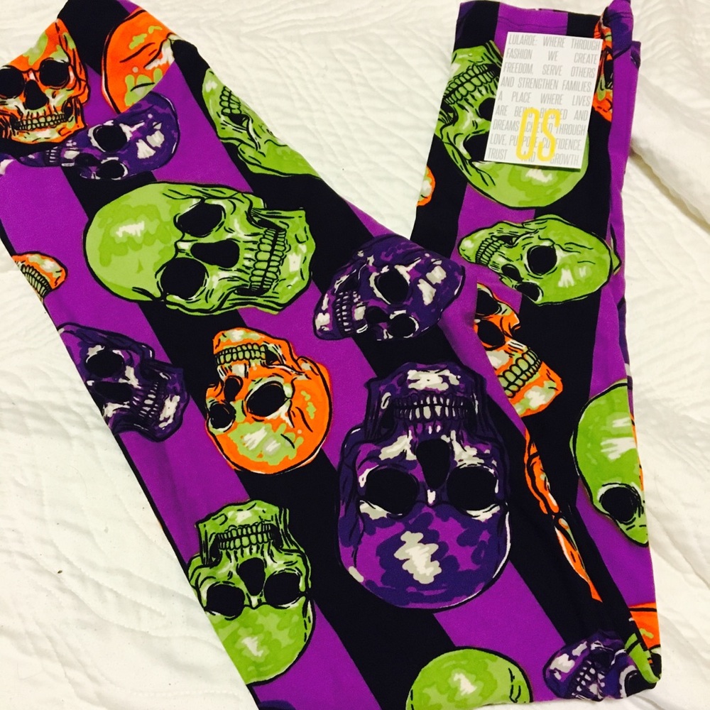 LuLaRoe OS Halloween Skulls Leggings