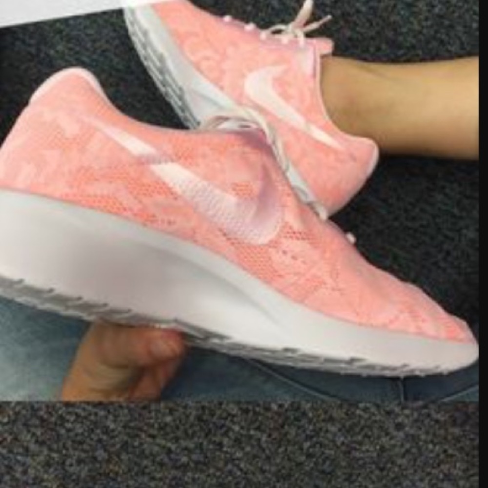 Super Flirty Pink Nike Running Shoes!