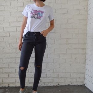 // SOLD // Distressed 710 Levi’s Jeans