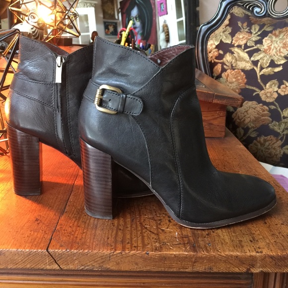 Sam Edelman heeled boots - Picture 2 of 7