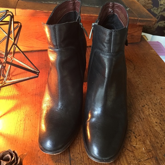 Sam Edelman heeled boots - Picture 4 of 7